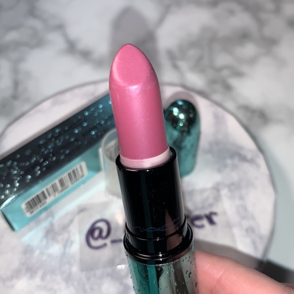GODESS OF THE SEA ALLURING AQUATIC LE Cremesheen Lipstick MAC - Picture 4 of 13